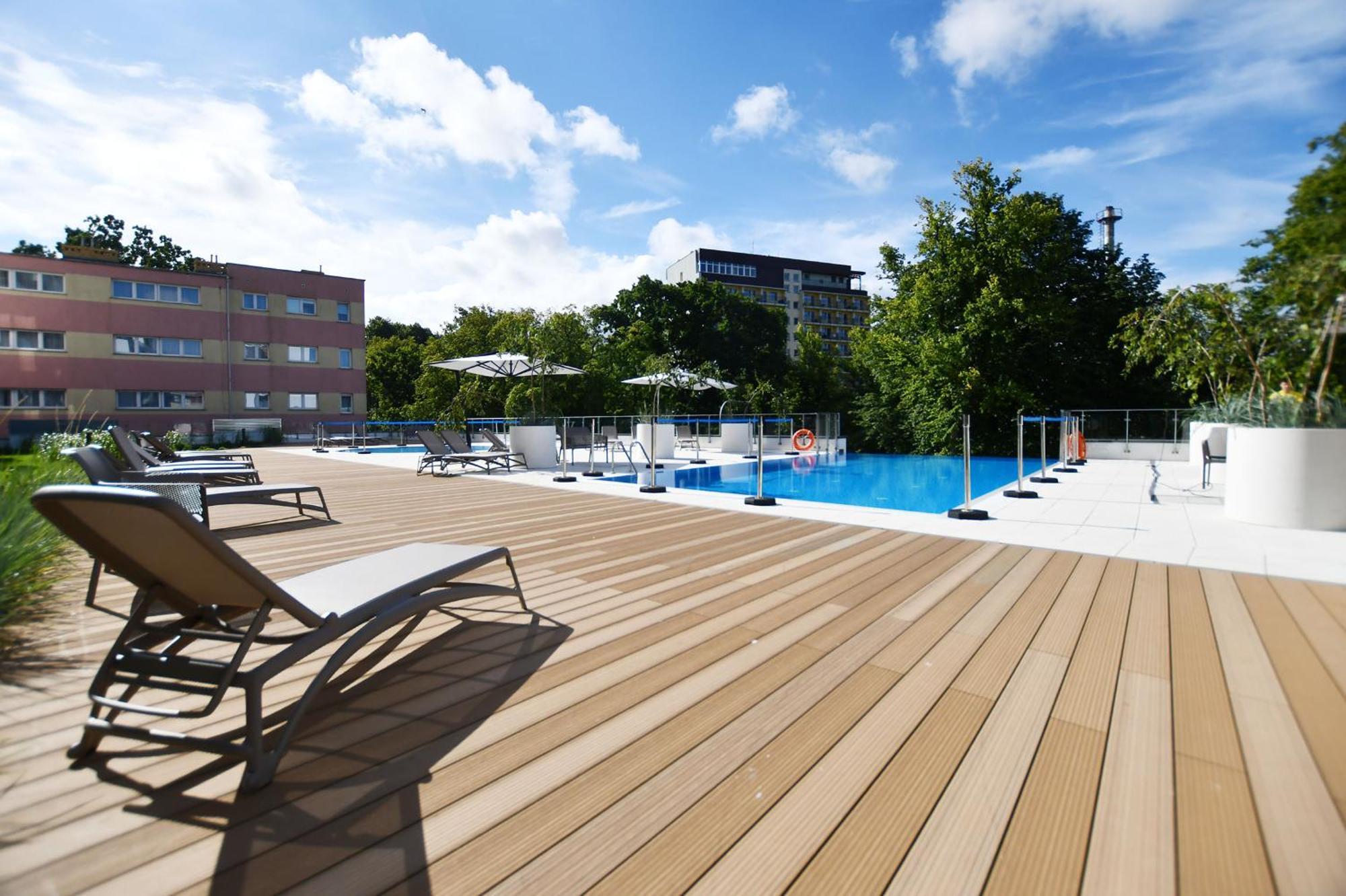 Nadmorskie Tarasy Z Basenami - Navigator Apartament Kołobrzeg